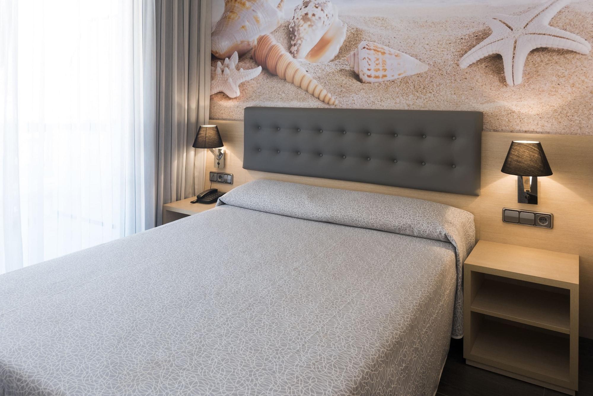 Tropic Park Hotel Malgrat de Mar Bagian luar foto