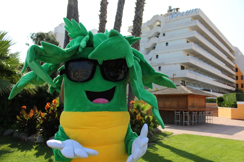 Tropic Park Hotel Malgrat de Mar Bagian luar foto
